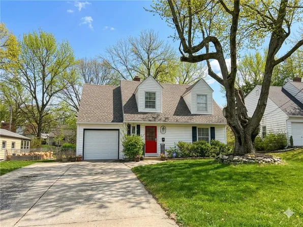 8309 Belleview Ave, Kansas City, MO 64114