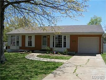 1st image of 122 Greenland Ln