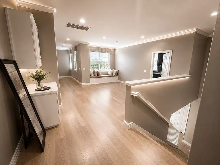 15121 Holiday Dr — Photo 2
