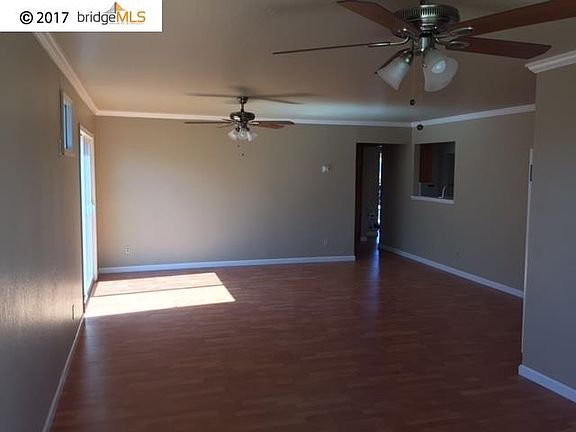 5th image of 235 Mariposa Dr