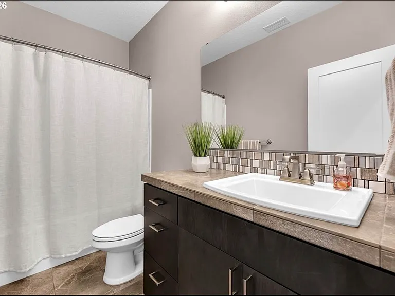 1601 S 46th Pl — Photo 11