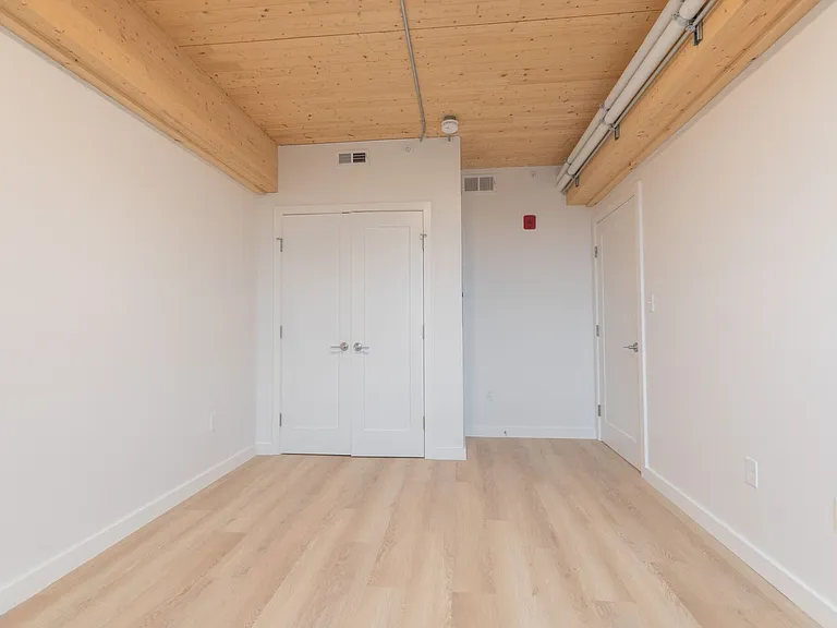 19 Lenox St #504 — Photo 7