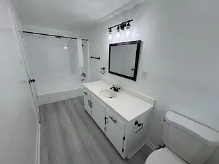 7029 Orange Ave #10 — Photo 9