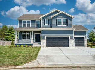 3113 SW Merriam Dr, Lees Summit, MO 64081