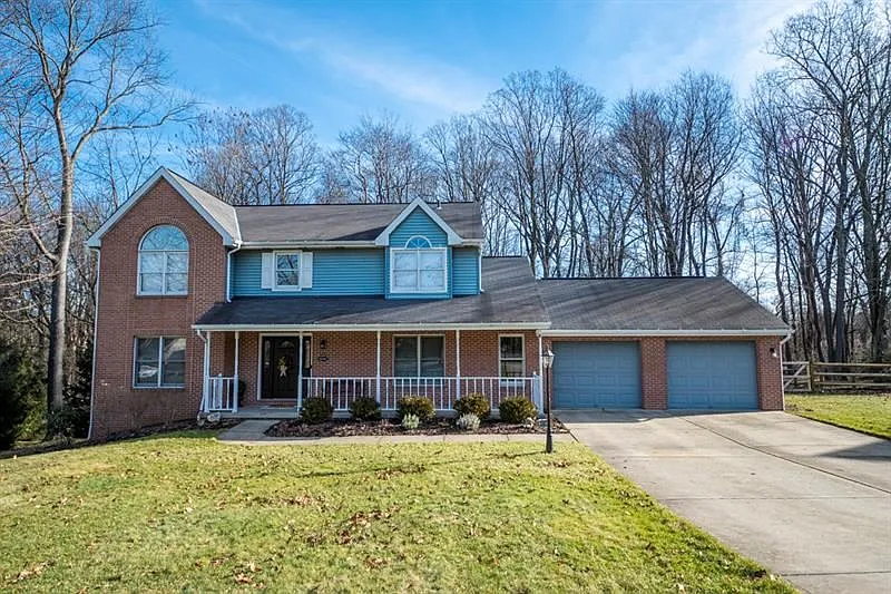 141 Hickory Dr photo 1