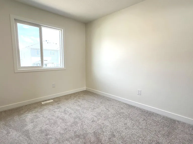 115 Ficus Way — Photo 6