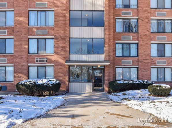 2000 Saint Regis Dr APT 5A, Lombard, IL 60148
