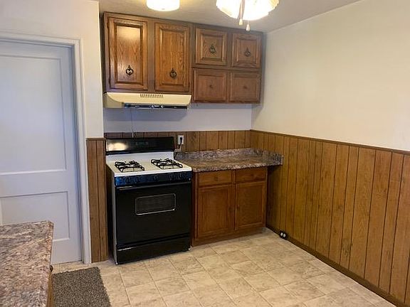 5th image of 1714 E 21st St