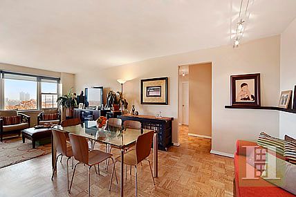 3rd image of 4555 Henry Hudson Pkwy APT 806