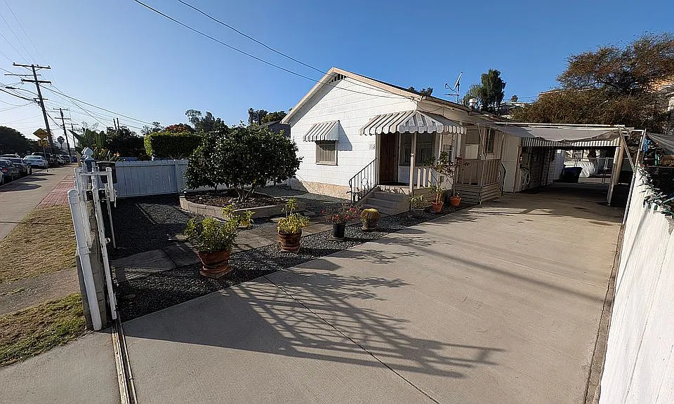 おばあ 92113 Area S San Diego CA | Zillow