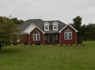103 Lee Oak Cir, Harrodsburg, KY 40330
