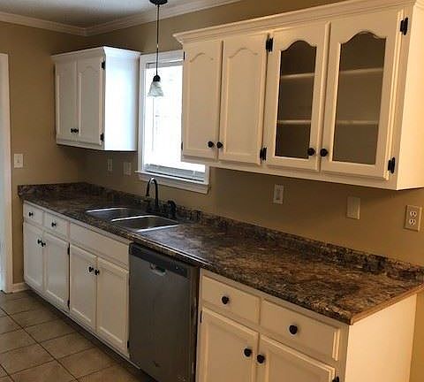 5th image of 5895 Southridge Dr