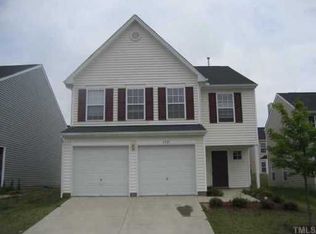 1521 Pebble Ridge Dr, Raleigh, NC 27610