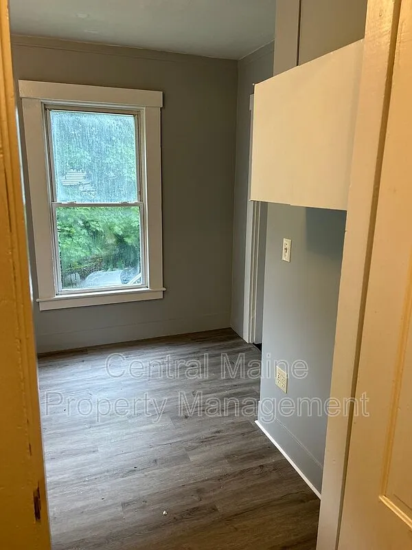 1 bed, 1.0 bath, $850 — Photo 3