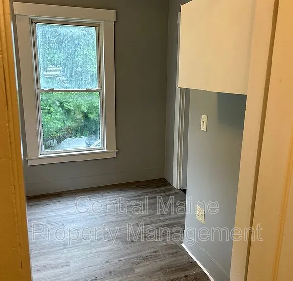 60 Spring St #3 — Photo 3