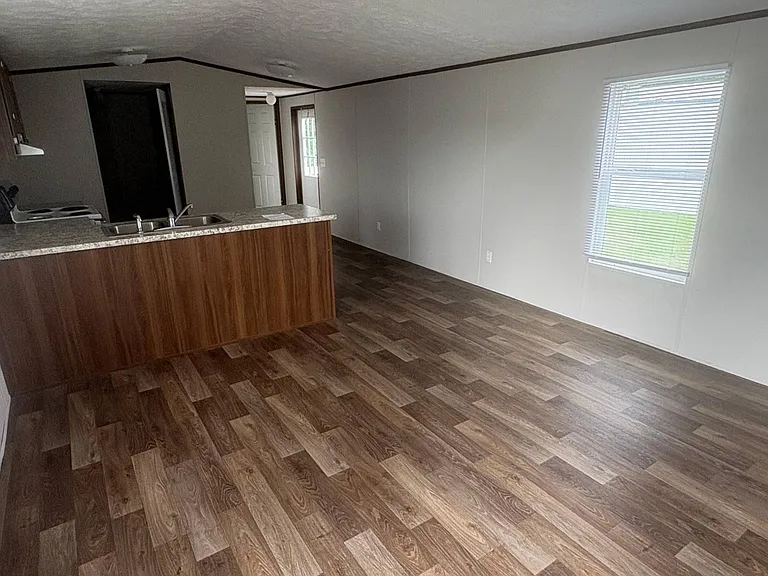 300 Pearl St #53 — Photo 2