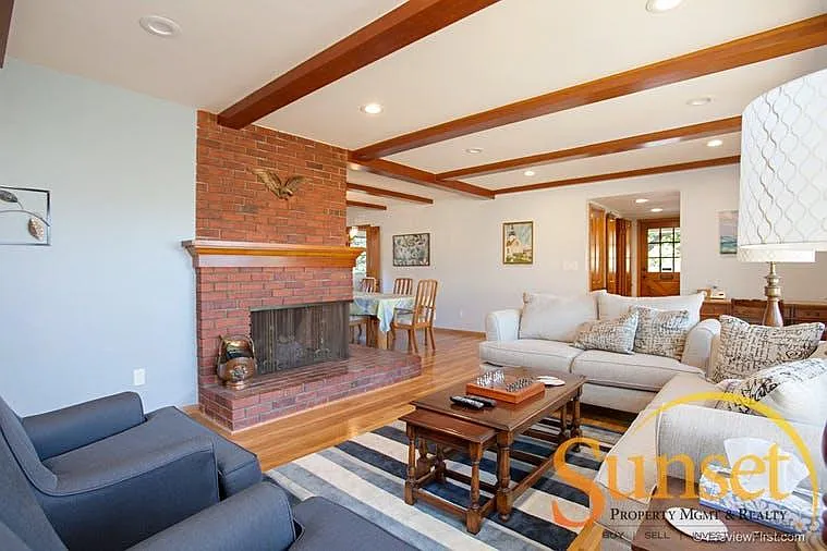 3 bed, 1440 sqft, $3,650 — Photo 2