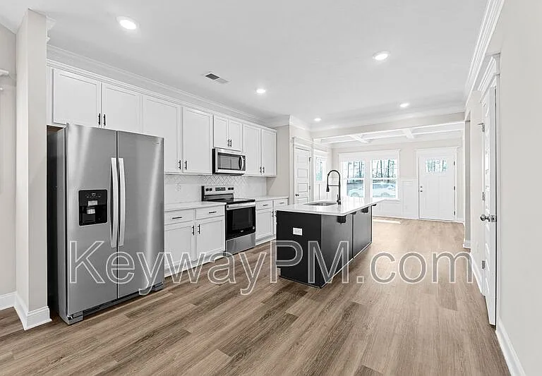 2096 Denmark Ave SE — Photo 3