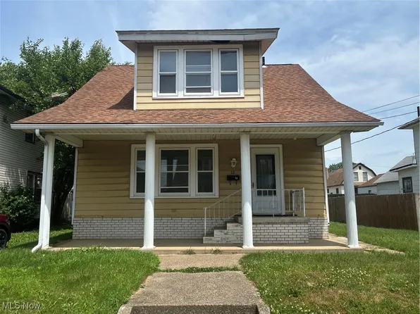 12 Burton Ave NE, Massillon, OH 44646