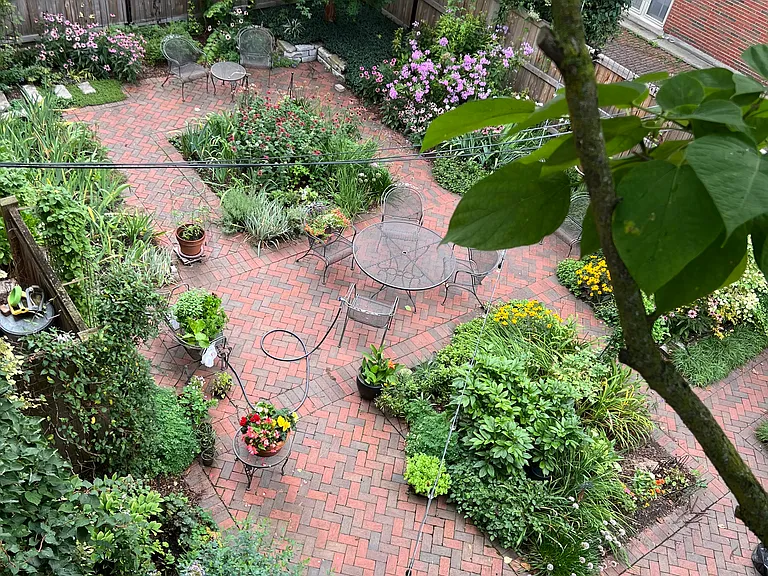 Shared garden