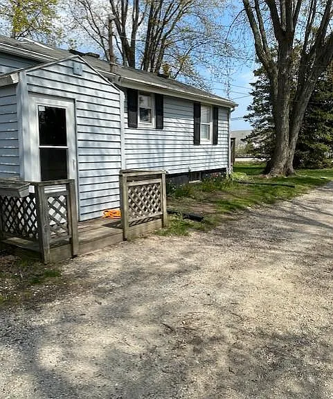 Side entrance to the House off Driveway