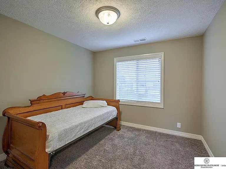 4318 S 198th St — Photo 26