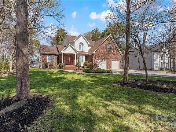 2nd image of 8380 Rocky River Rd