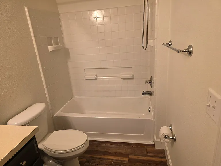6738 Breezy Palm Dr — Photo 16