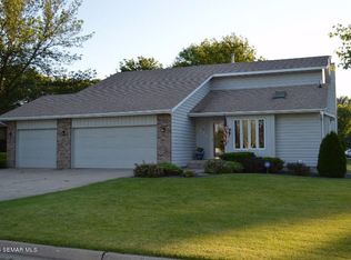 920 Cotter Pl NE, Owatonna, MN 55060