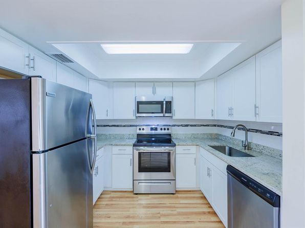 4708-4708 Oak Terrace Dr