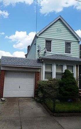 2nd image of 525 E 40th St