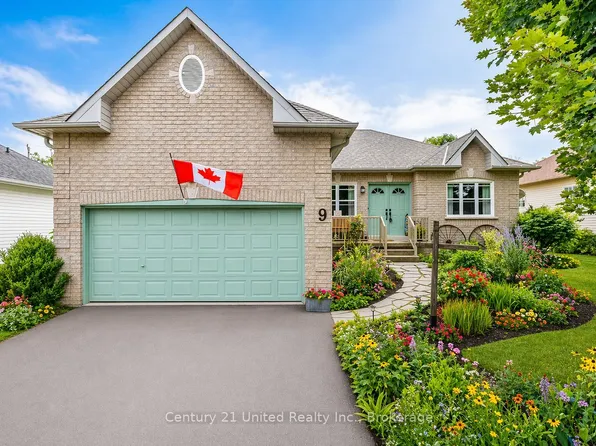 9 Brookside St, Cavan Monaghan, ON L0A 1G0