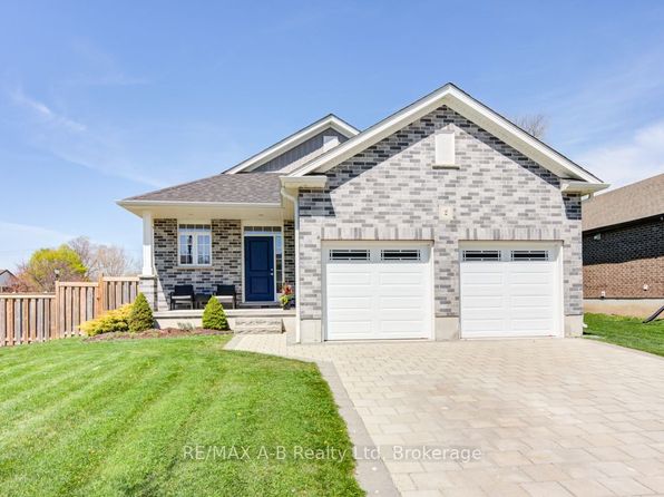 2 Diamondridge Ct, Saint Marys, ON N4X 0B3