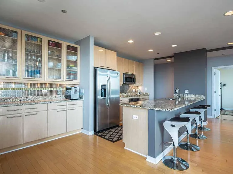 737 W Washington Blvd #1508 — Photo 8