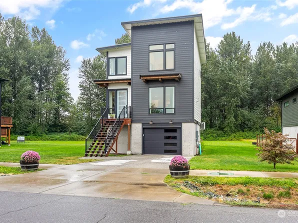 706 Garfield Street, Sumas, WA 98295