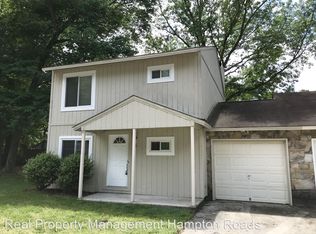 4 Penzance Cir, Chesapeake, VA 23320