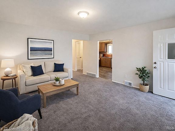 2nd image of 4030 W Davison