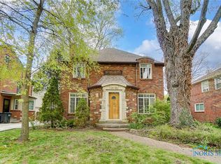 2727 Cheltenham Rd, Toledo, OH 43606