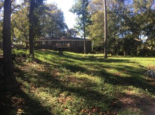 201 Forest Lake Dr, Warner Robins, GA 31093