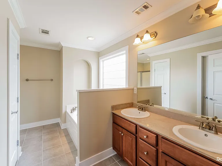 3016 Kelly Creek Ave — Photo 9