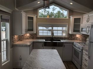 1204 Cedar Point Blvd #116, Swansboro, NC 28584