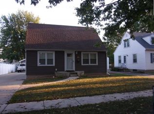 3017 Walnut Ave, Mattoon, IL 61938