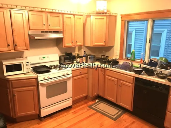 (undisclosed Address), Medford, MA 02155