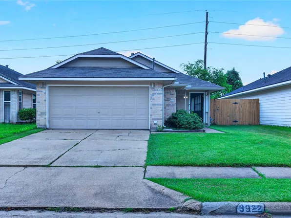 3922 Pintan Ln, Houston, TX 77014