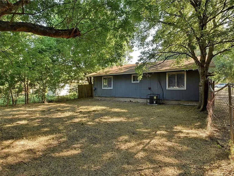 2311 Teri Rd #B — Photo 21