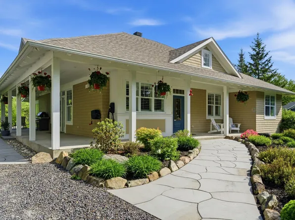 24 Rue Rosedale Bay, Brome, QC J0E 1S0