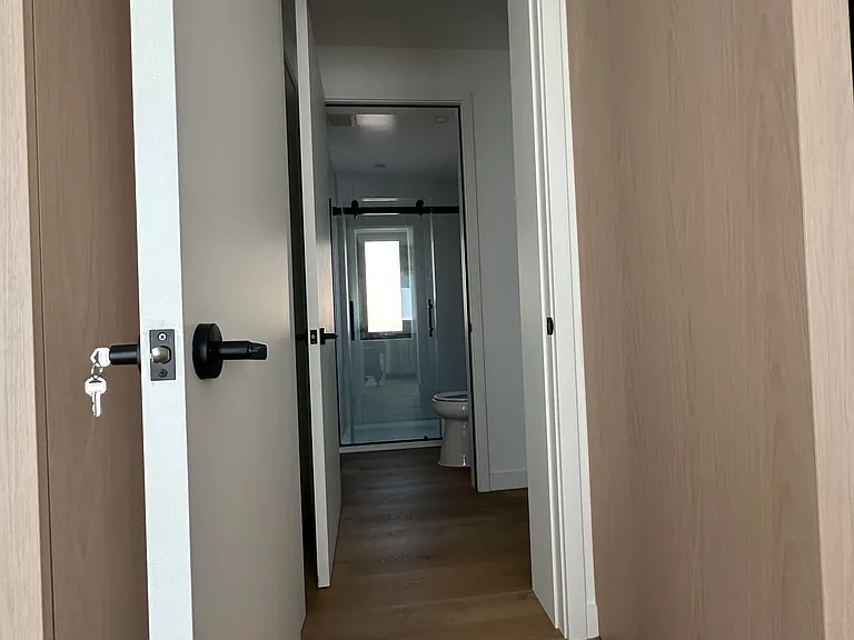 486 Roosevelt Ave — Photo 5