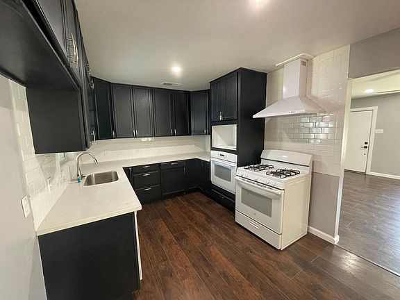 5th image of 523 Millwood Ln
