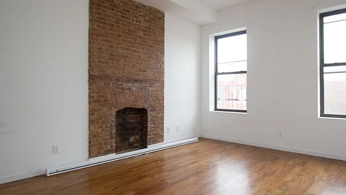 Rented by Nooklyn NYC LLC | media 9