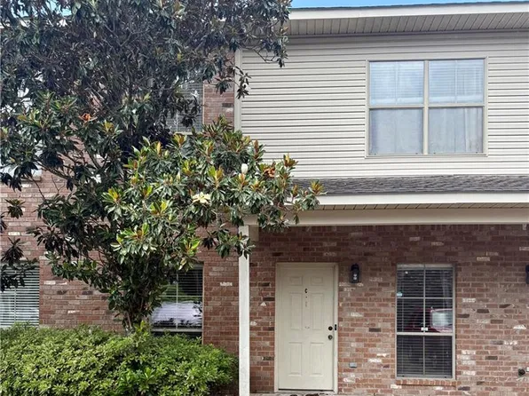 818 Meadow Bend Dr APT C, Baton Rouge, LA 70820